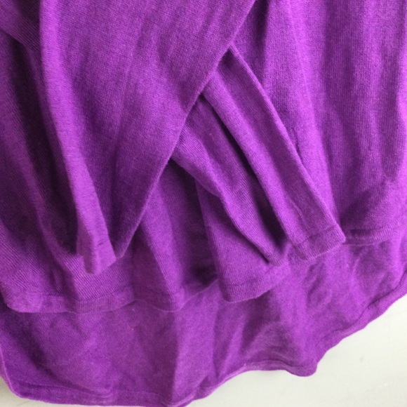 LAUREN RL High Low V-Neck Silk Purple Sweater - Picture 8 of 9